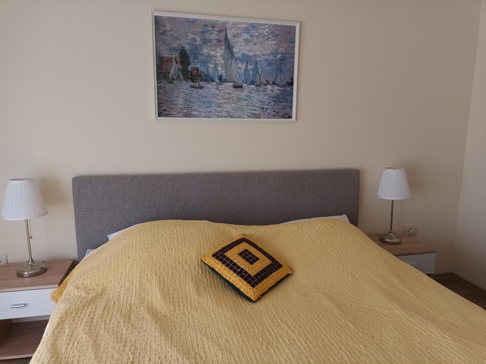 Apartments Orange لوفغان الغرفة الصورة
