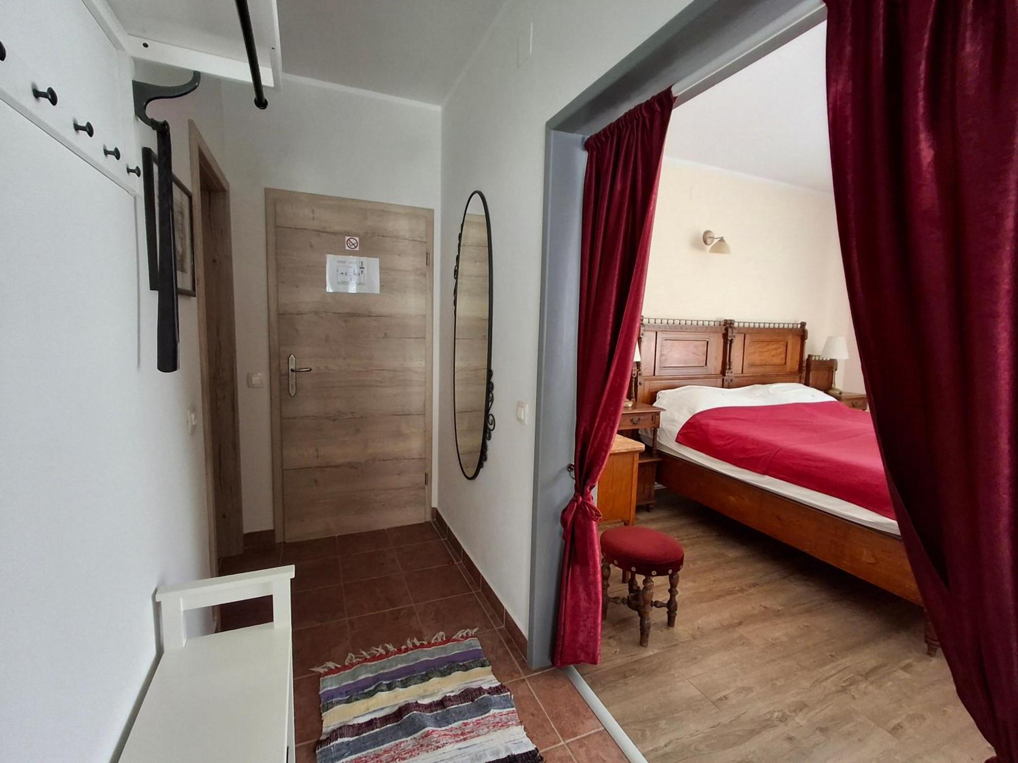 Apartments Orange لوفغان الغرفة الصورة